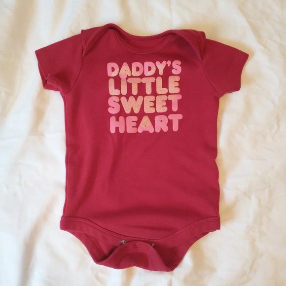Other - Baby Girl Onesie Daddys Girl Size 6-9 Months